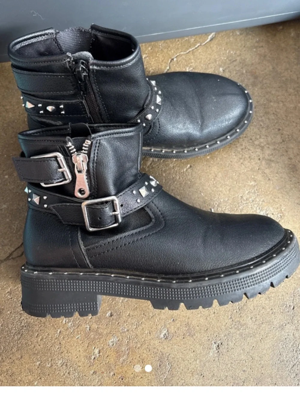 wonder nation Black Studded Buckle Ankle Boots for Kids